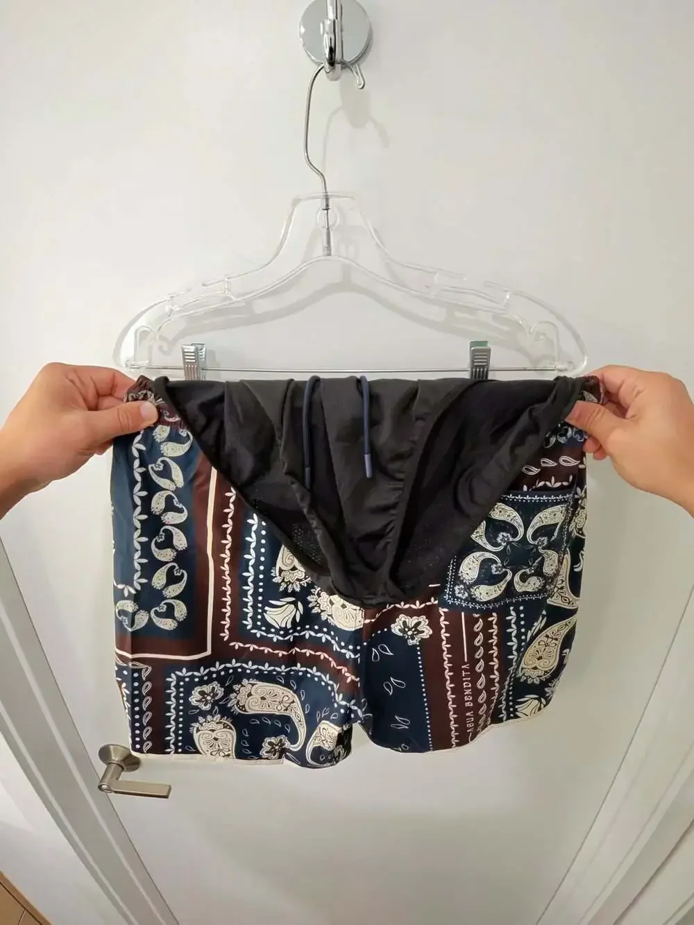 Agua Bendita Paisley Print Swim Trunks Size 30